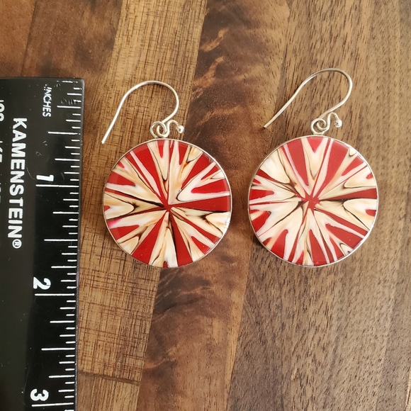 Shell and sterling silver earrings - Picture 4 of 5